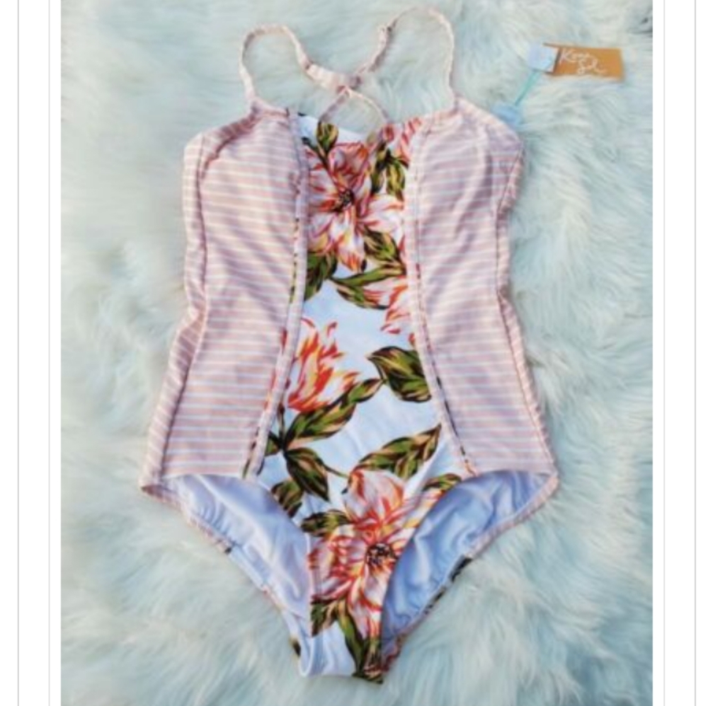 Kona Sol Swimsuit M